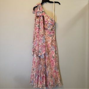One shoulder floral dress with bow.